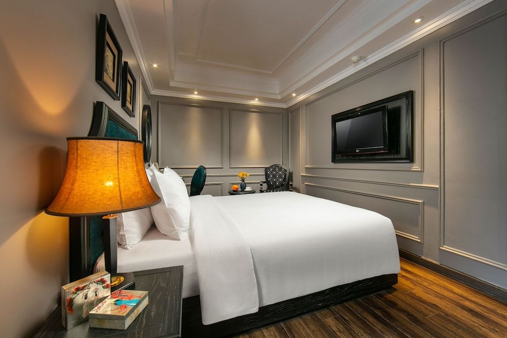 Scent Premium Hotel Deluxe Double Room 2