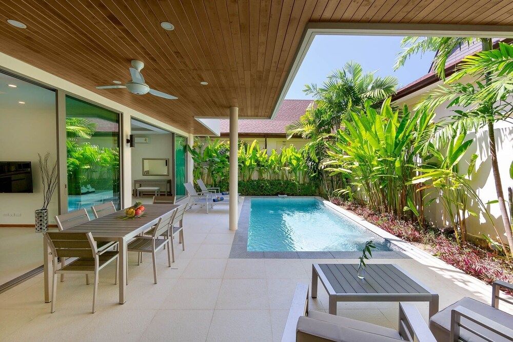 undefined Villa Batam by TropicLook 4