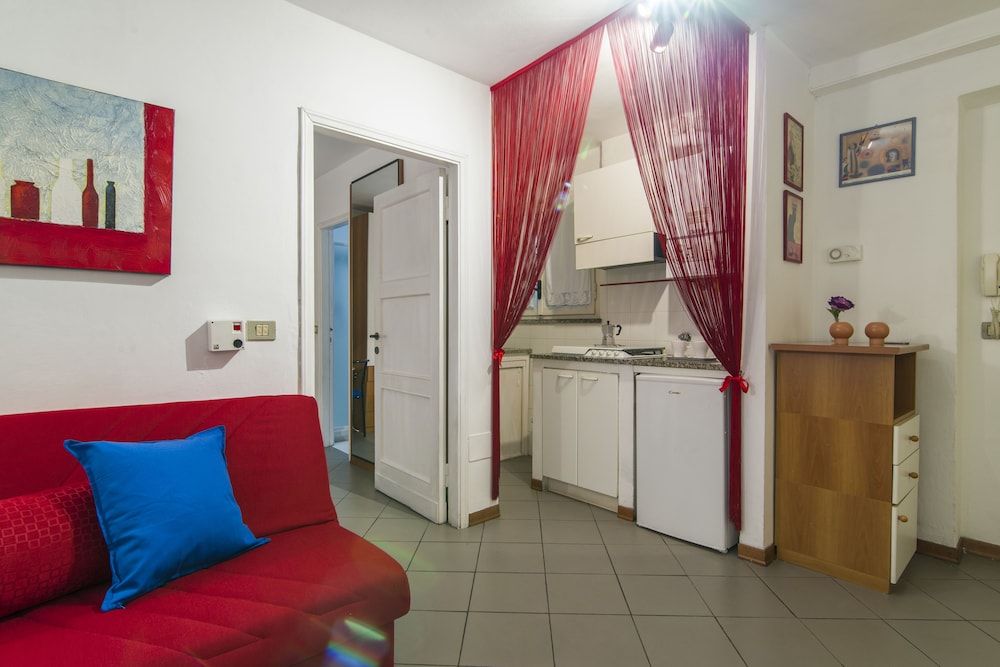 undefined Ponte Vecchio Florence Apartment 10