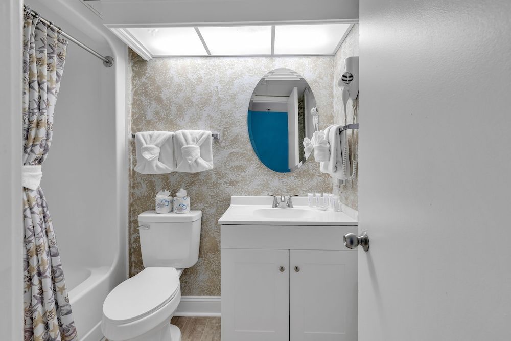 Stunning Oceanfront View Atlantica Tower Signature Condo, 2 Bedrooms, Balcony, Ocean View 16