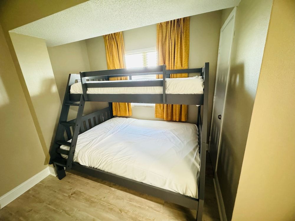 Stunning Oceanfront View Atlantica Tower Signature Condo, 2 Bedrooms, Balcony, Ocean View 6