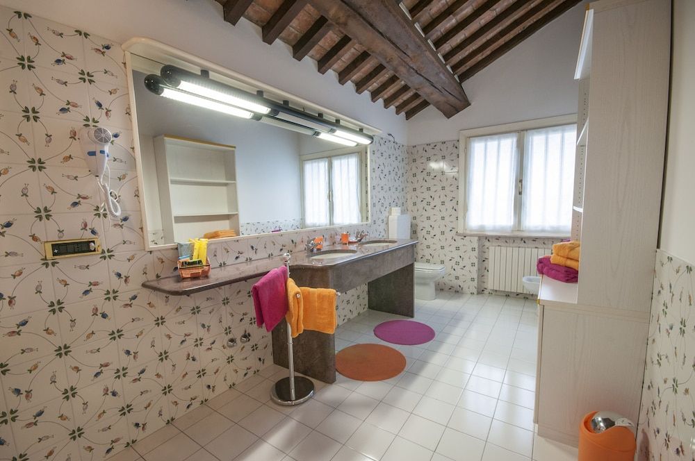 B&B Un mondo a Colori Suite, 2 Bedrooms, Garden View 6