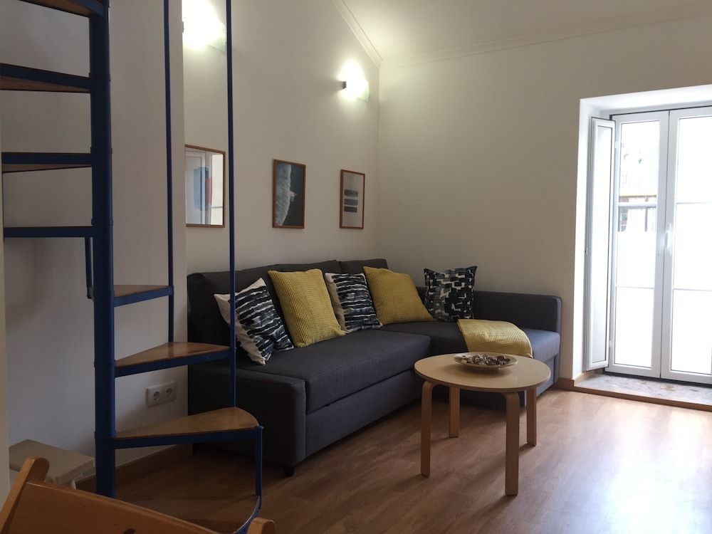 Apartments Center Lisboa Duplex, 2 Bedrooms 17