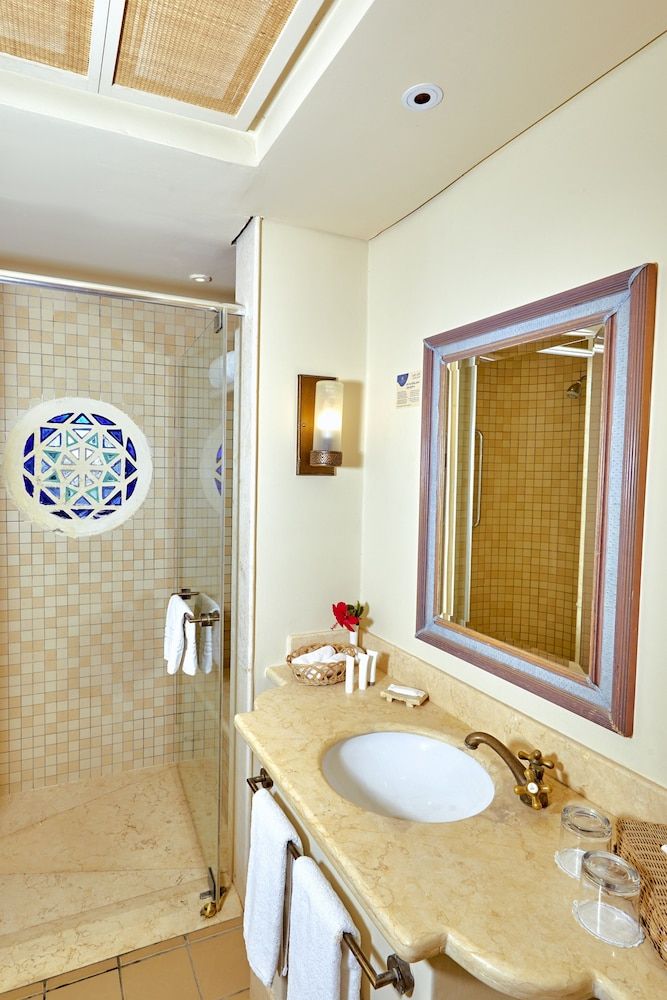 Pickalbatros Sands Port Ghalib Deluxe Double or Twin Room, Sea View 5