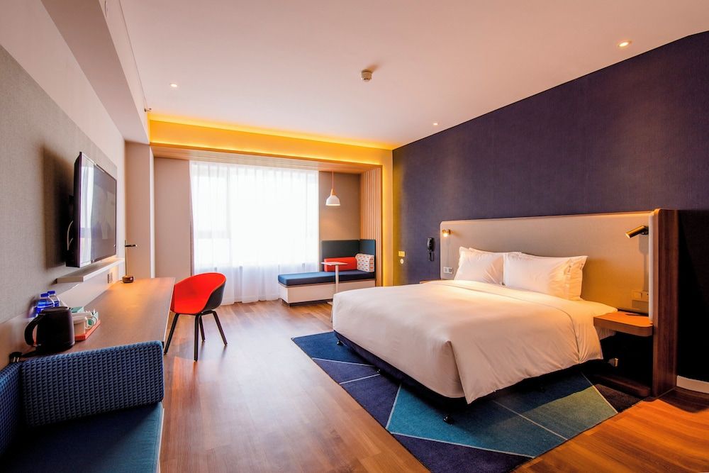 Standard Room, 1 Queen Bed