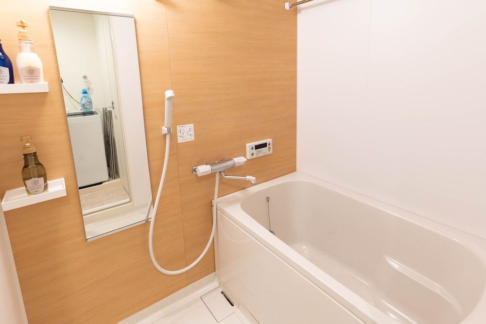 Exia Daikoku AFP Apartment Deluxe Apartment 9