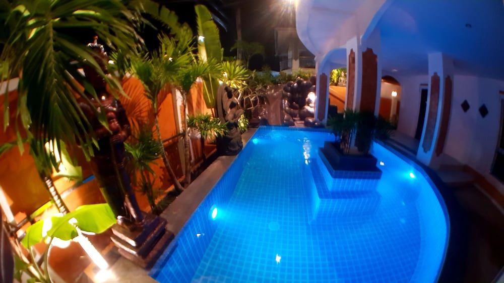 undefined JOOPLAND Luxury Pool Villa Pattaya Walking Street 6 Bedrooms 8