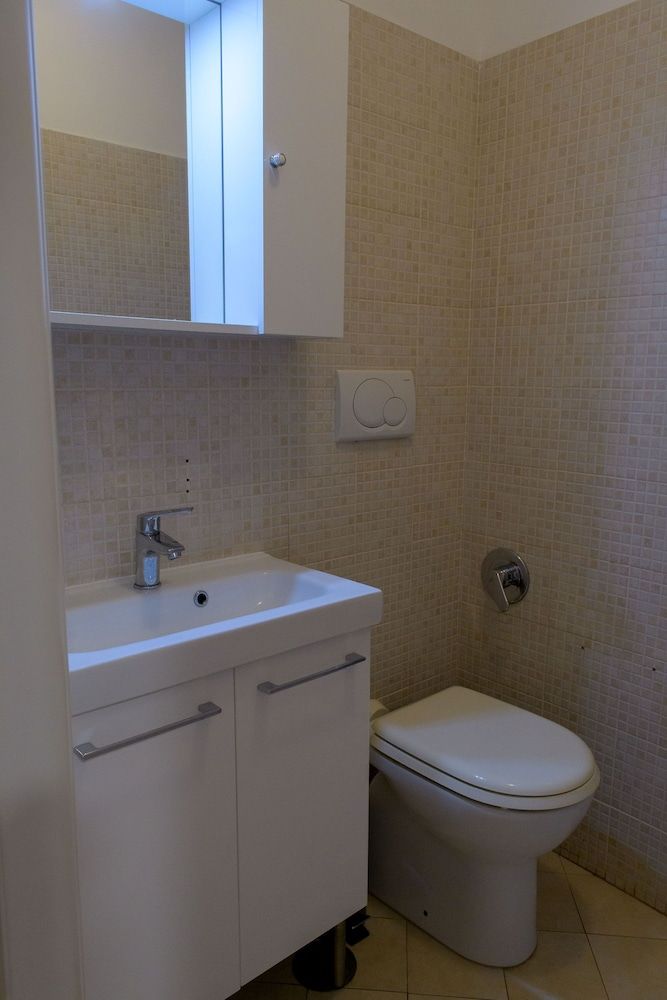 undefined Beatus Viator 6