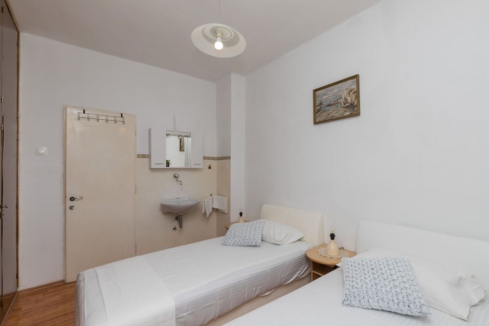 undefined Guest House Bradas 6