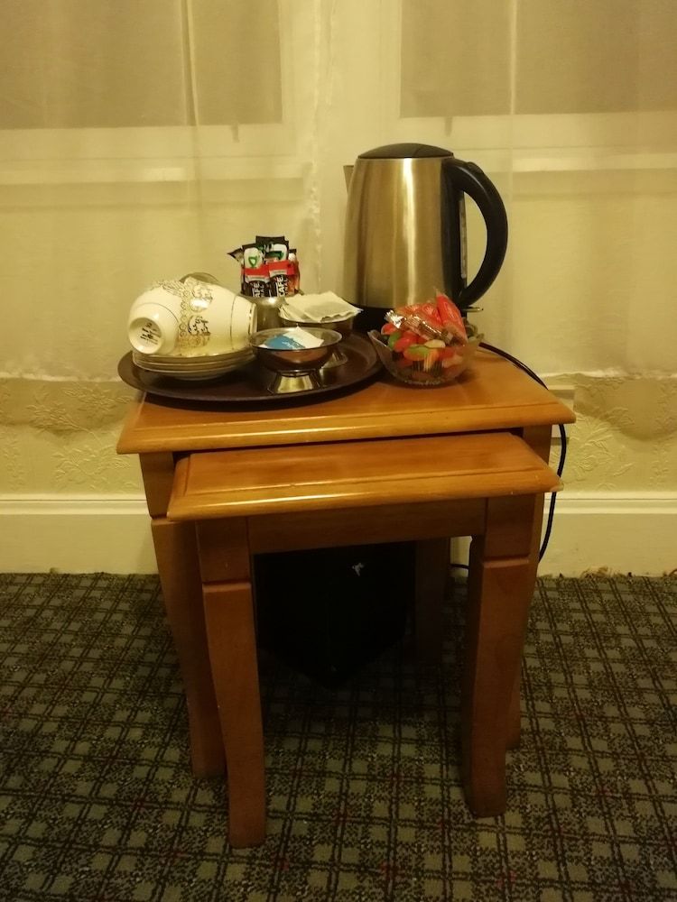 Victoria Hotel Room 2 4