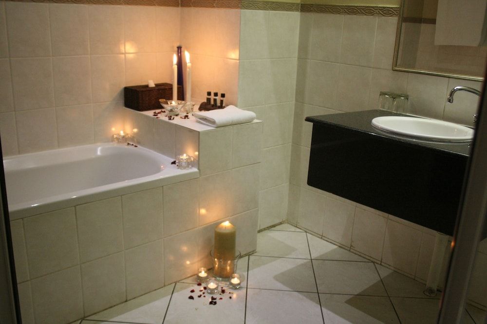 Benvenuto Hotel and Conference Centre Executive Double Room, Multiple Beds 5