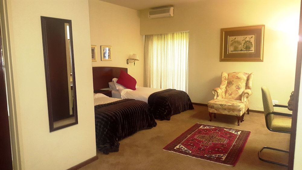 Benvenuto Hotel and Conference Centre Standard Twin Room 2