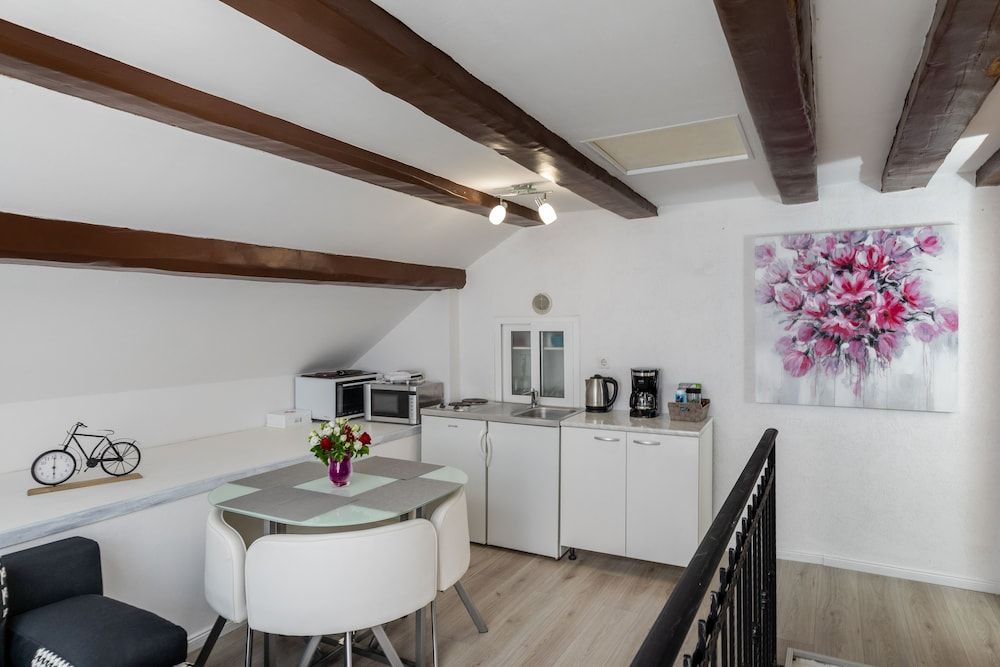 undefined Old Town Charming Nest 9