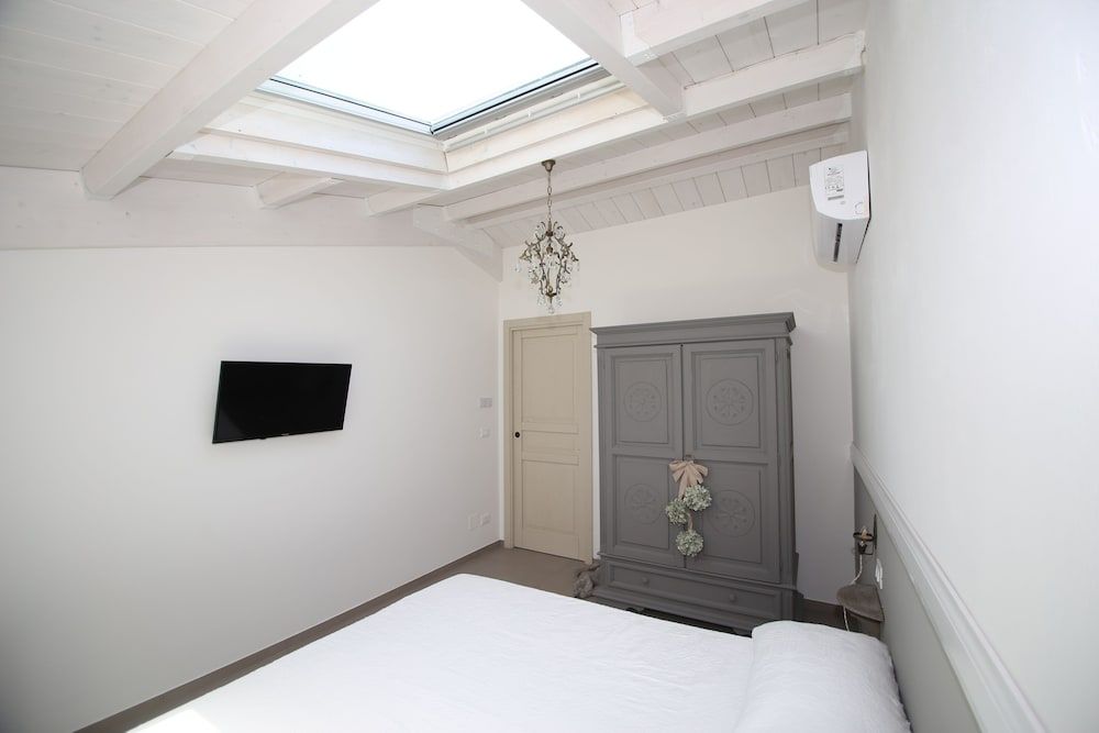 Don Alfredo Deluxe Suite, Sea View 2