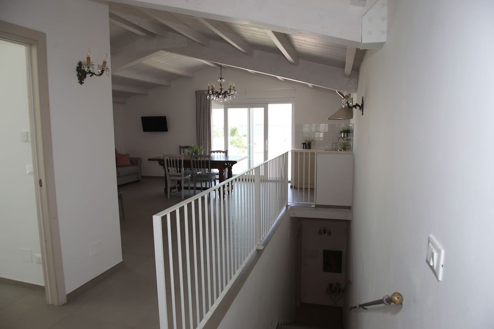 Don Alfredo Deluxe Suite, Sea View 7