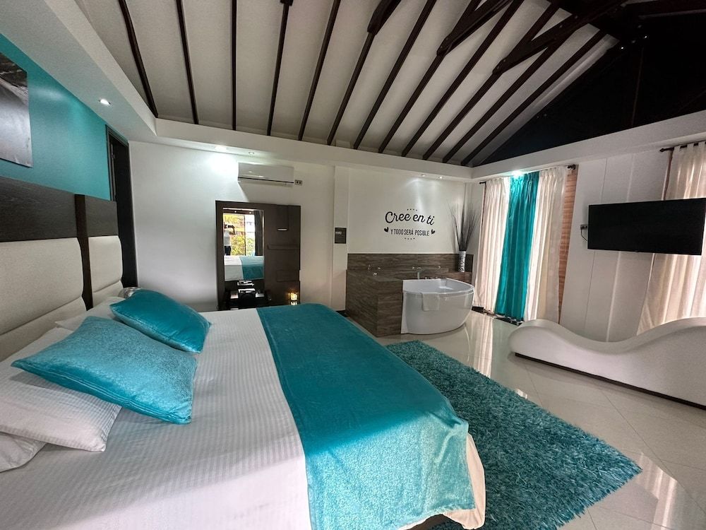 Hotel Jade Spa Room, 1 King Bed, Garden View 2