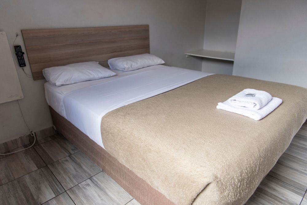 Ecomotel O.R Tambo Intl Standard Room 2