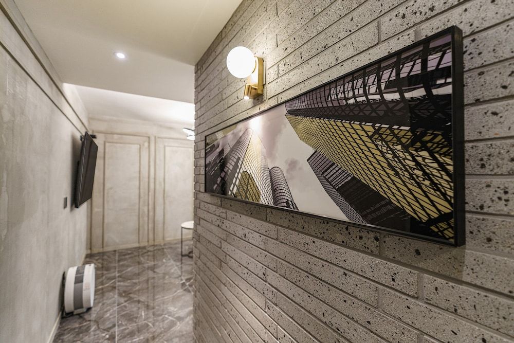 Brown-Dot Hotel Geomdan Premier 2 PC & Plus (Styler) 13