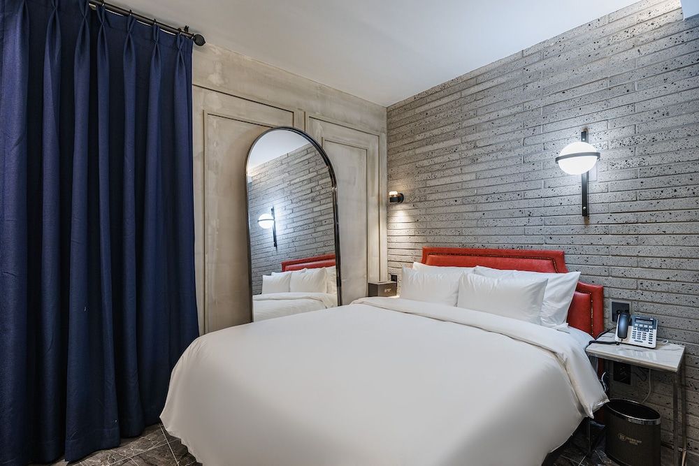 Brown-Dot Hotel Geomdan Premier 2 PC & Plus (Styler) 10