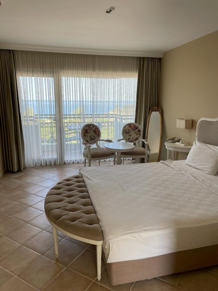 Hotel Carina Standard Double Room 4