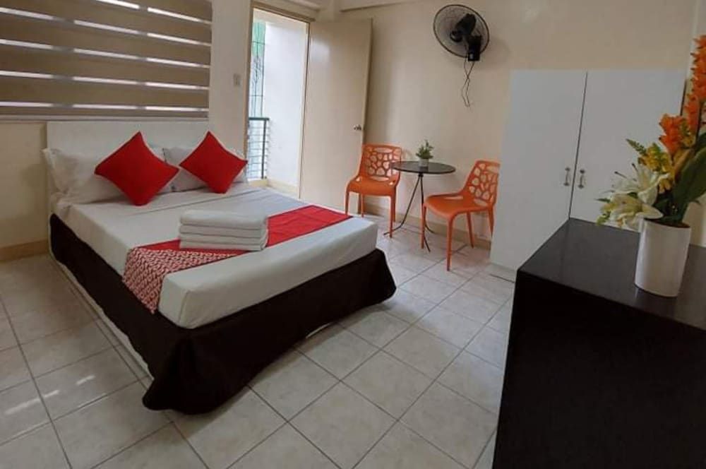 undefined OYO 840 Orangenest Apartelle 7