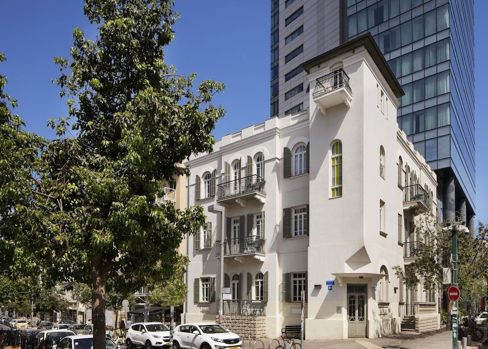 undefined Bachar House 5