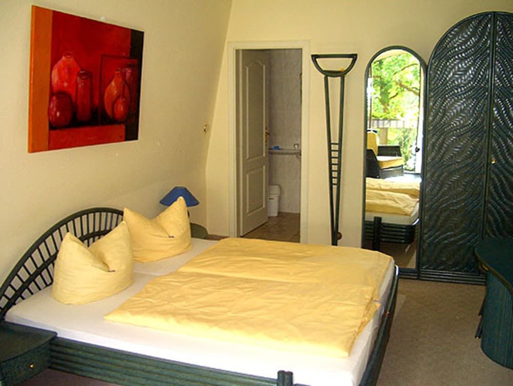 Double Room, 1 Double Bed