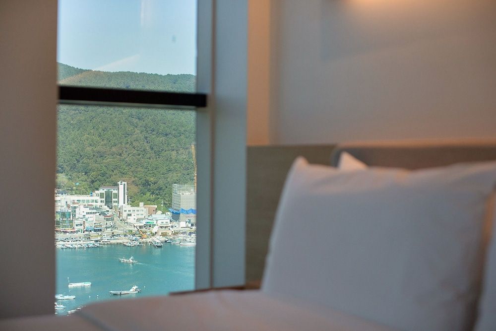 undefined Hotel The Club Yeonhwari 3