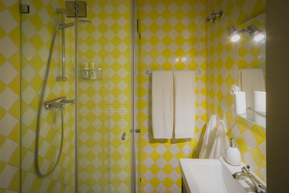 Quinta do Pé Descalço Guesthouse Sintra Basic Double Room, Private Bathroom (Capuchos) 3