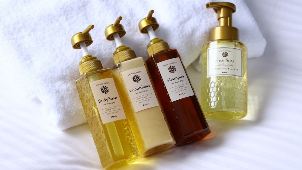 Hotel B Suites Namba Kuromon Basic Twin Room, 2 Twin Beds 7