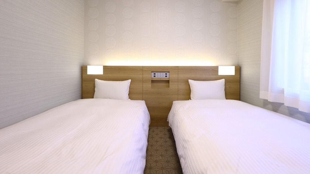 Hotel B Suites Namba Kuromon Basic Twin Room, 2 Twin Beds 2