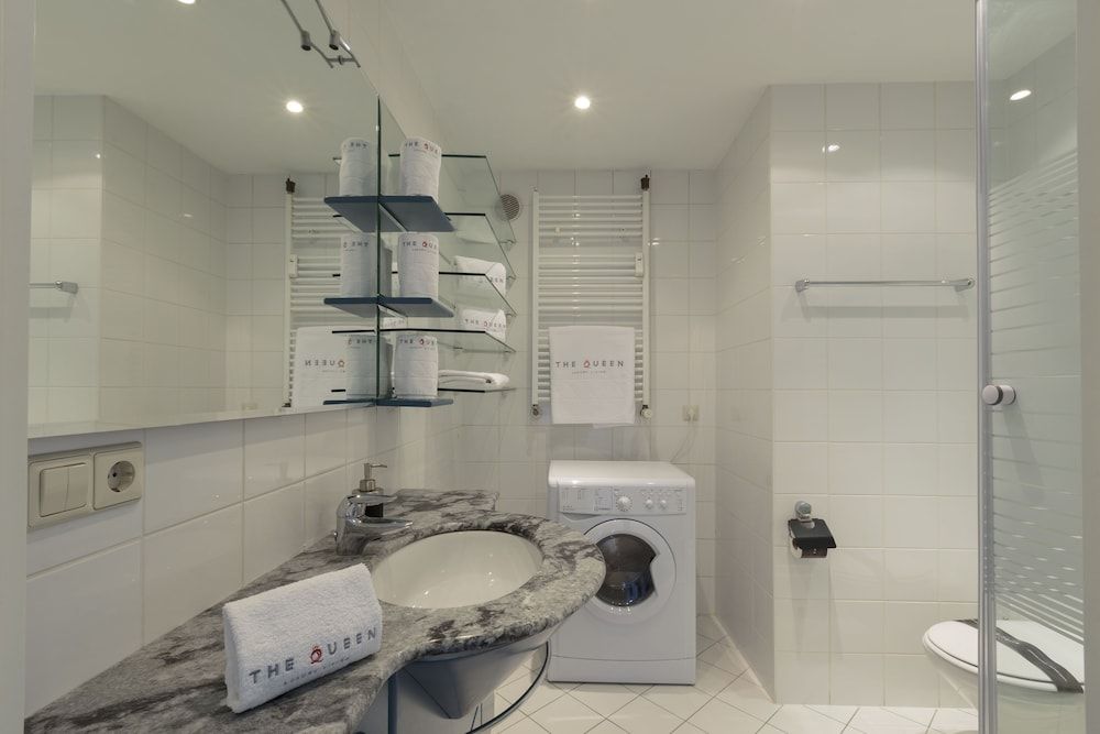 The Queen Luxury Apartments - Villa Medici Comfort Apartment, 1 Bedroom 6