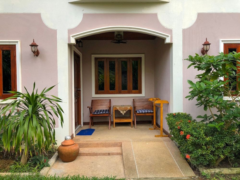 undefined Ginis Beach Resort 8