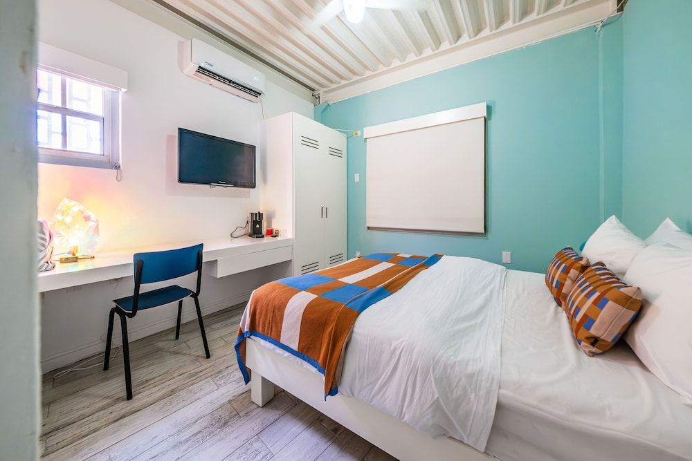 The Freedom Hotel Standard Double Room, 1 Double Bed, Non Smoking, Private Bathroom