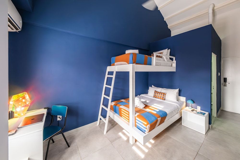 The Freedom Hotel Deluxe Triple Room, Multiple Beds, Non Smoking, Private Bathroom