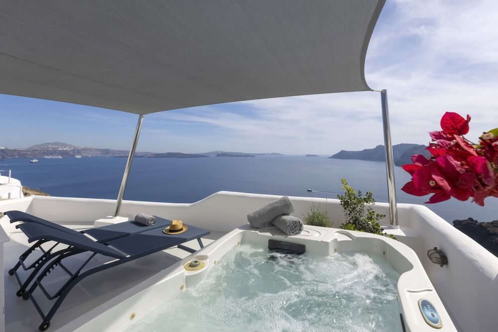 undefined Bluedome Cavehouses by Otium Villas 3