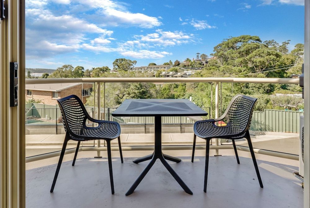 Sapphire Waters Motor Inn Queen Private Balcony Suite (Ground Floor) 3