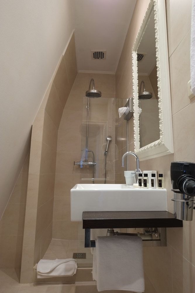 Pand 17 - Charming Guesthouse Comfort Double Room 11