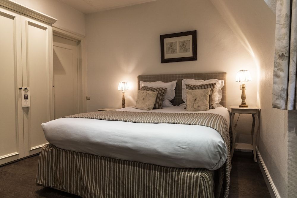 Pand 17 - Charming Guesthouse Economy Double Room 2