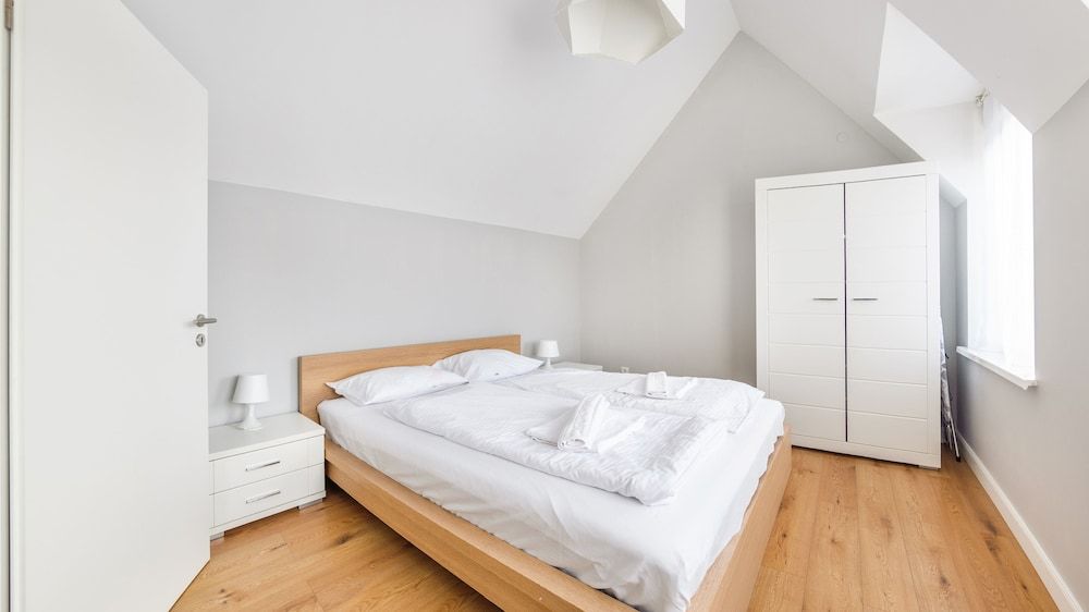 Apartment (13 - ul. Neptuna 8)