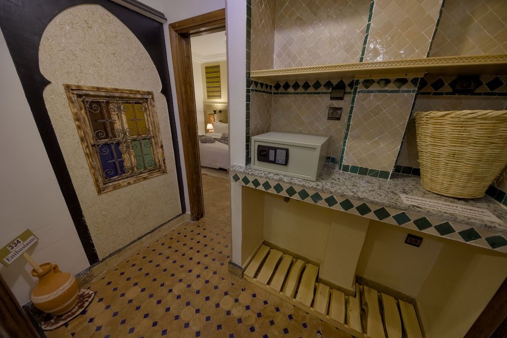 Tin Joseph Superior Double or Twin Room (Enthusiasm) 8