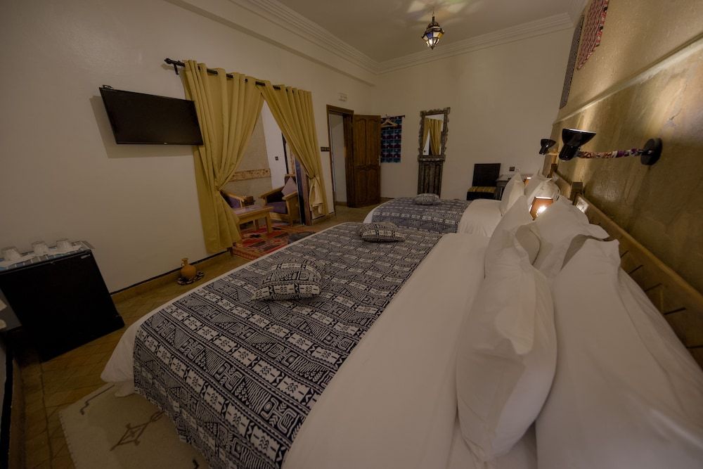 Tin Joseph Superior Triple Room