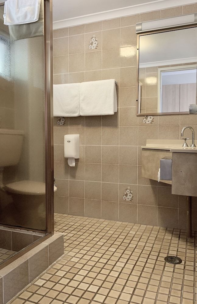 Shellharbour Resort Corporate Room 7