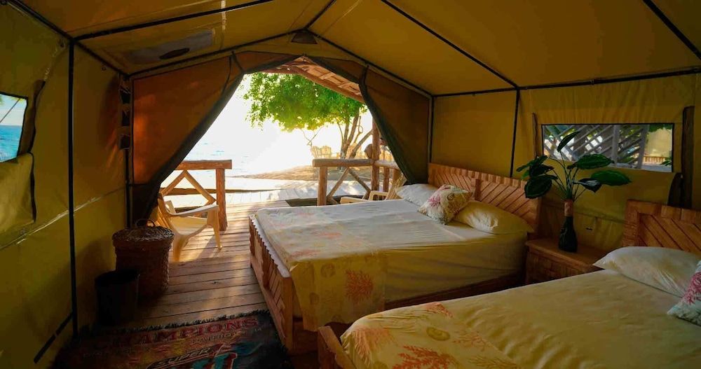 Glamping Ecolodge Cueva de las Águilas Glamping Ecolodge "Garden View Tent" (4) Personas 6