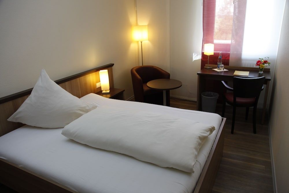 Tagungshaus Regina Pacis Single Room