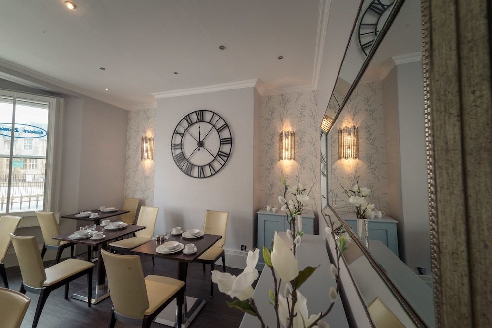 undefined Anabelle's Guest House 9