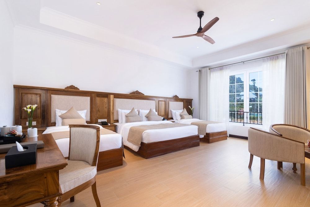 undefined Araliya Red - Budget friendly Hotel- Where you find stunning 360 panoramic view of Nuwara Eliya 4