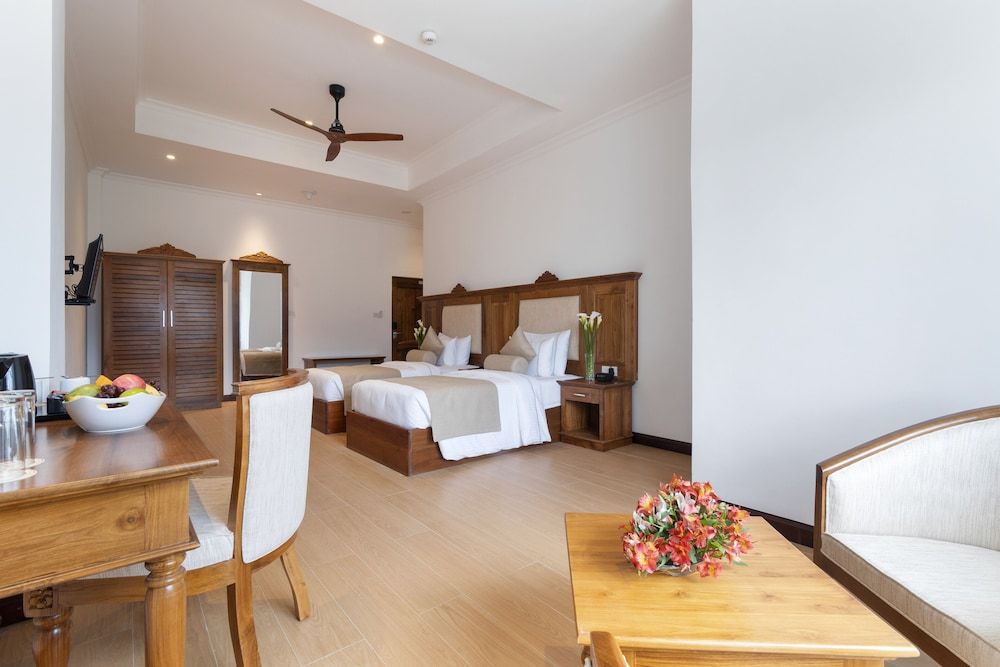 undefined Araliya Red - Budget friendly Hotel- Where you find stunning 360 panoramic view of Nuwara Eliya 2