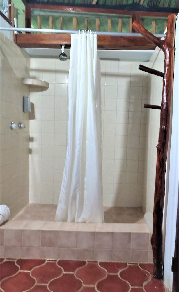 The Maya Mountain Lodge Junior Cabin, 1 Double Bed, Pool Access, Garden View 2