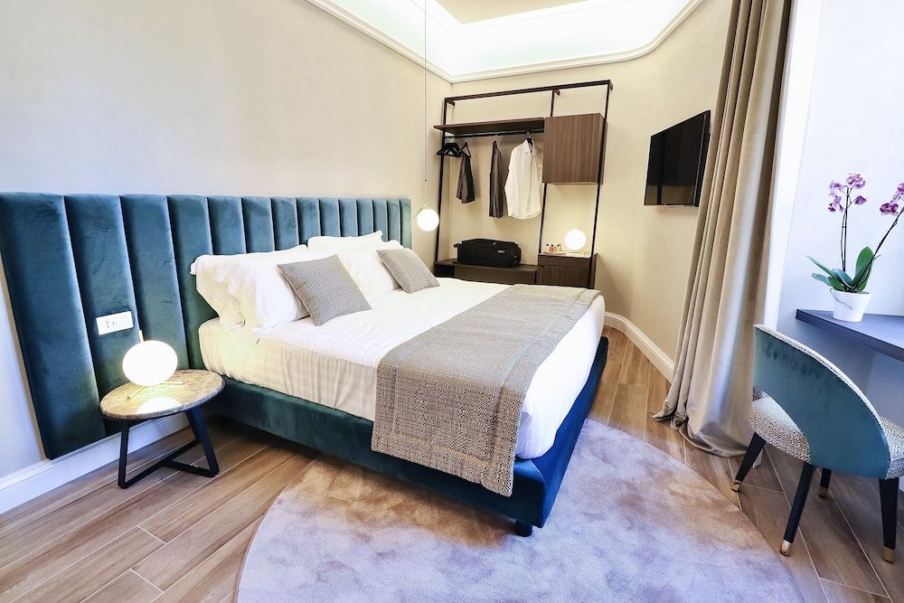 Growel Exclusive Suites San Pietro Deluxe Double Room 3